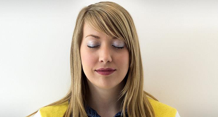 White Winter Makeup