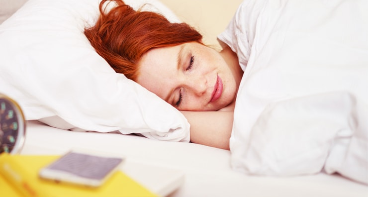 4 Skin Care Mistakes You're Making - When You Sleep!